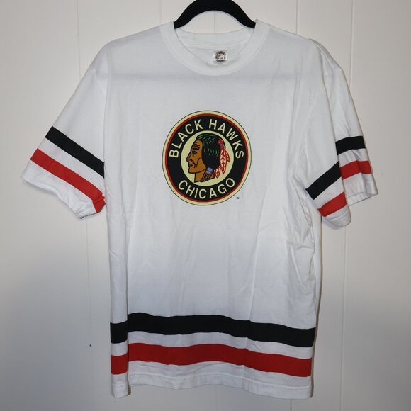 NHL Other - 💛 2 for $15 💛 Chicago Blackhawks NHL Graphic T-Shirt – White (Men’s M)